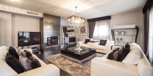 马德里 Villaviciosa de Odón豪华别墅