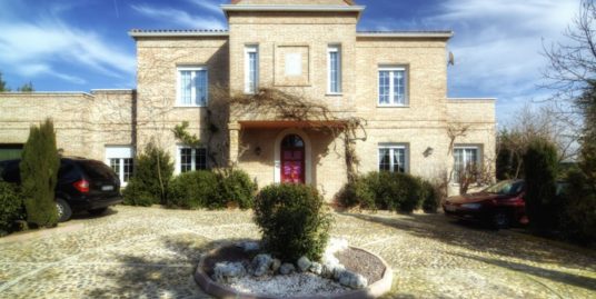 Villanueva de la Cañada-马德里Colegio internacional Kolbe学区独立别墅