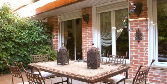 Moncloa-马德里市中心靠近大学城精装别墅