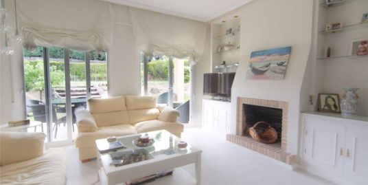 Boadilla del Monte-马德里Colegio Mirabal校区独立别墅