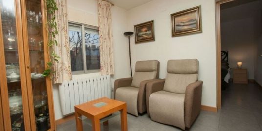 Quintana地铁口3室1卫紧凑型精装公寓