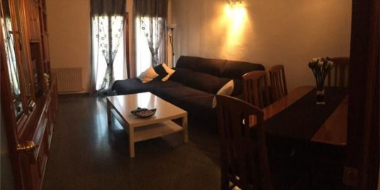 近地铁站Marqués de Vadillo 3室2卫公寓