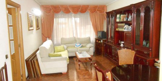 Fuente del Berro 区域4室3卫